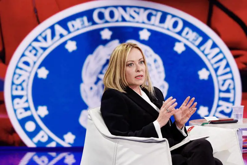 Rivelazione choc della Meloni: "Denunciata per concorso in genocidio"