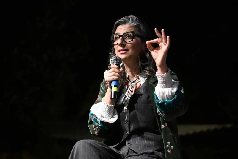 Bologna la città martire premia l'amica di Hamas