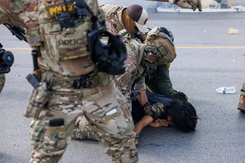 Sos criminalità nella Chicago dem. L’ira di Donald: "Governatore e sindaco da arrestare"