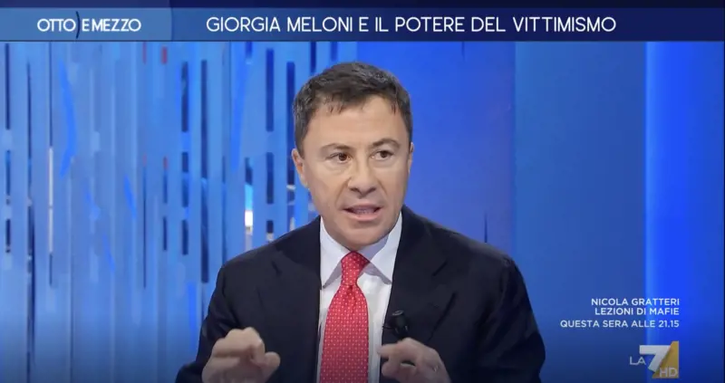 "Meloni vittimista?". Bocchino e il numero 697: così ha gelato lo studio della Gruber