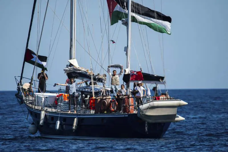 Ambrogino d'Oro, ora Pd e Avs lo vogliono assegnare alla Flotilla per "meriti etici"