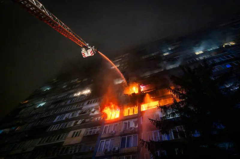 Ancora raid di Mosca. Blitz delle forze ucraine a 1.400 km dal confine
