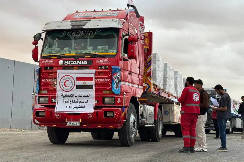 Camion di aiuti nella Striscia. Anp: "Blair, pronti a cooperare"