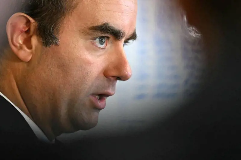 Lecornu fa il bis. "Governo di scopo"