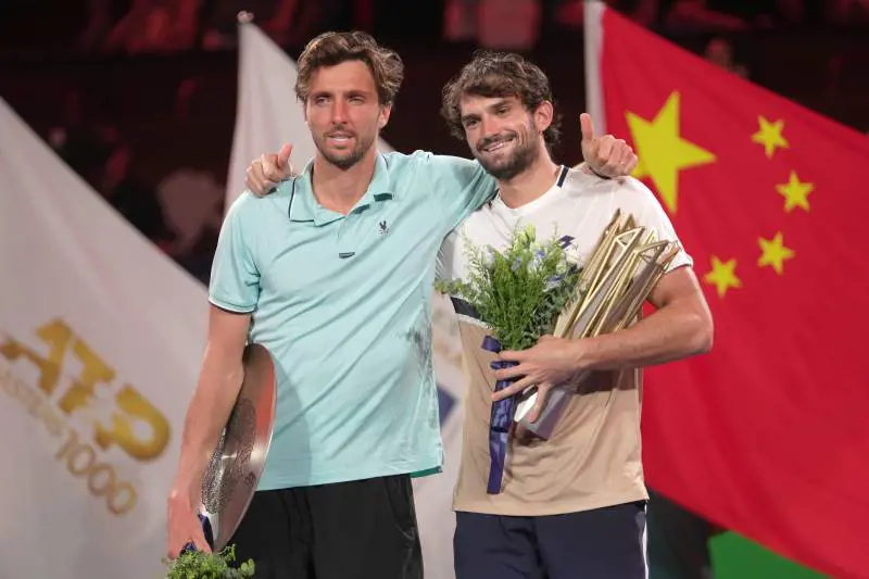 Il tennis scopre il Libro Cuore nel Masters delle lacrime