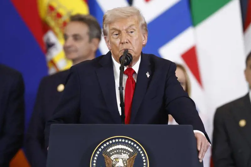 La Knesset, il vertice, le parole Trump al centro della scena. "Ho realizzato l'impossibile"