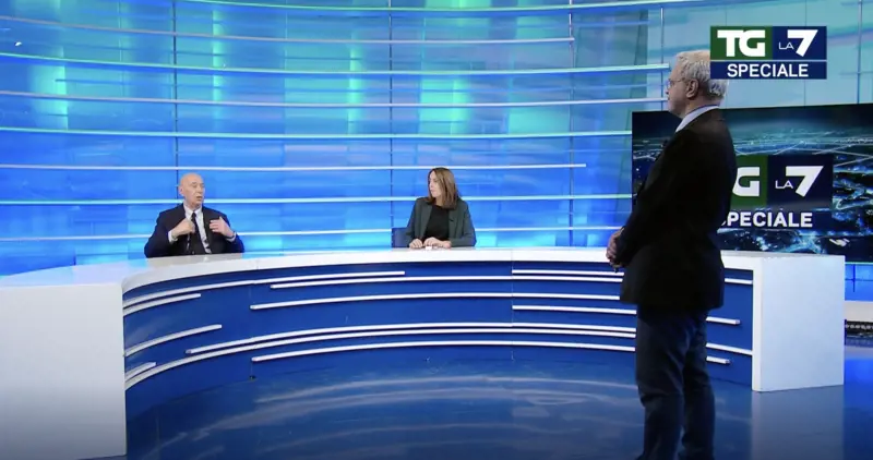 "Nessun ruolo", "Invece sì". Botta e risposta tra Mentana e Mieli sulle manifestazioni proPal