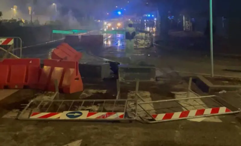 Guerriglia a Udine per la partita Italia-Israele: ferito un giornalista alla testa