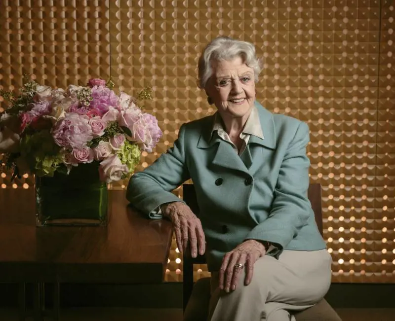 La "Signora in giallo" che veniva da Broadway: il talento senza età di Angela Lansbury