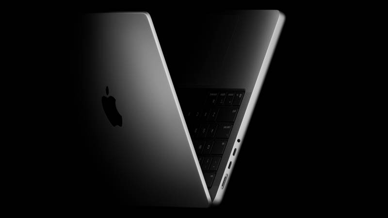 Apple-MacBook-Pro-14-in-hero-251015