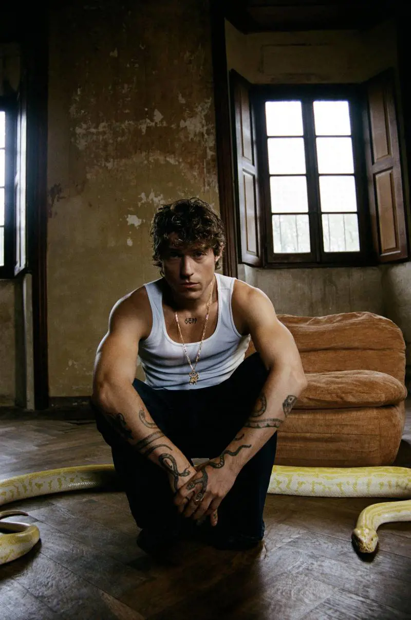 "Da Pavese a Cocciante il mio fil rouge in musica"