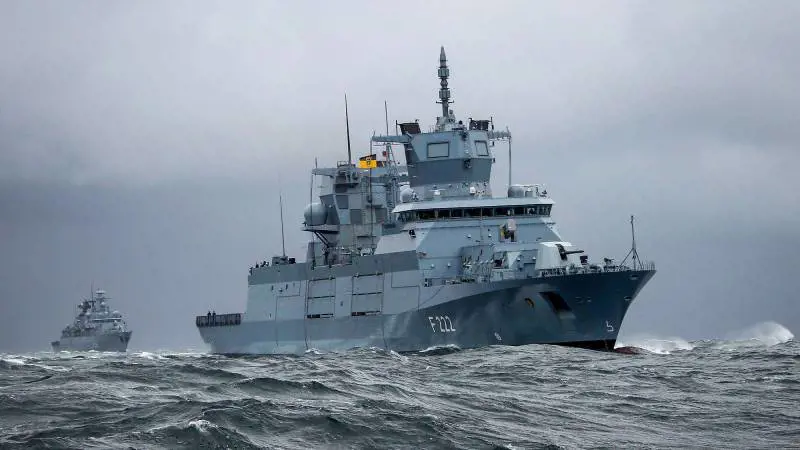 Missili IRIS-T sulle navi da guerra tedesche: cosa rivelano i piani di Berlino
