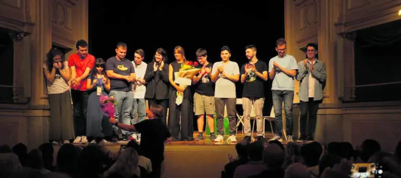 Storia sul coraggio di vivere, sul palco attori con Asperger