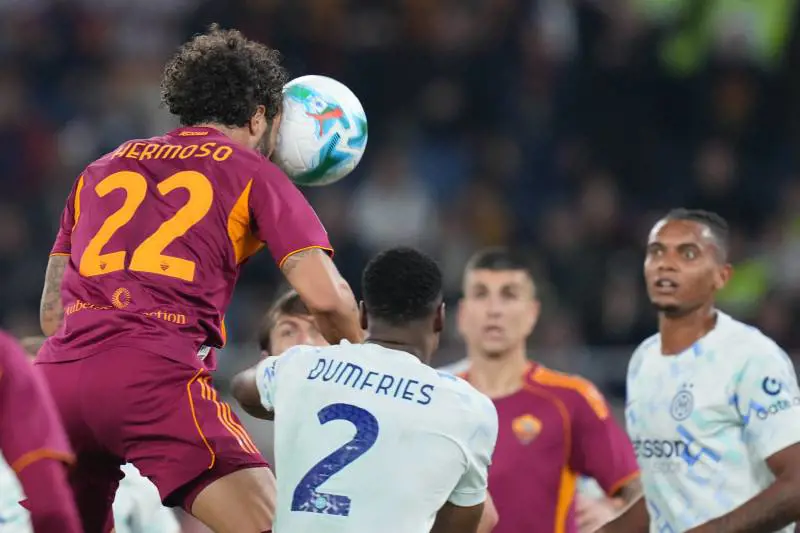 L’Inter vince 1-0 la battaglia dell’Olimpico con la Roma: decisivo il gol di Bonny