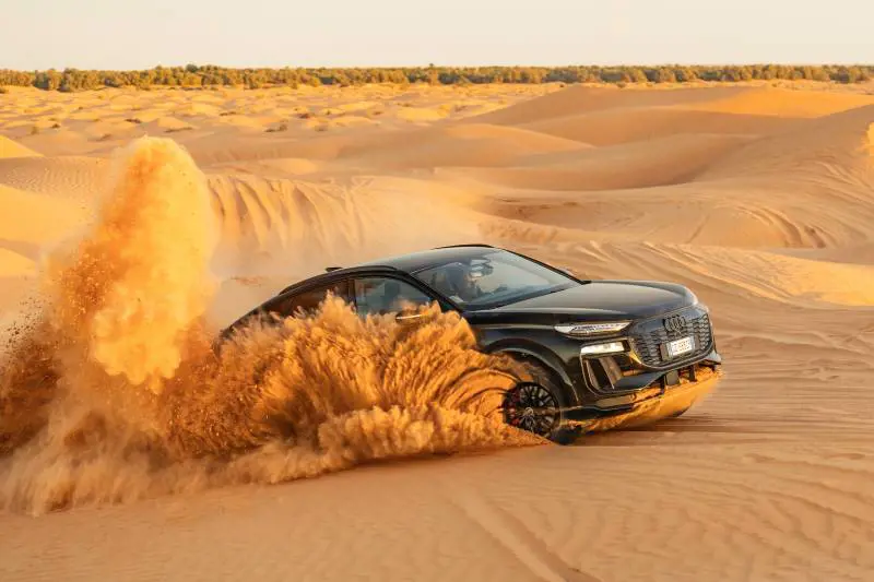 Audi SQ6 Sportback e-tron, i raid nel deserto sono già a portata di elettrico