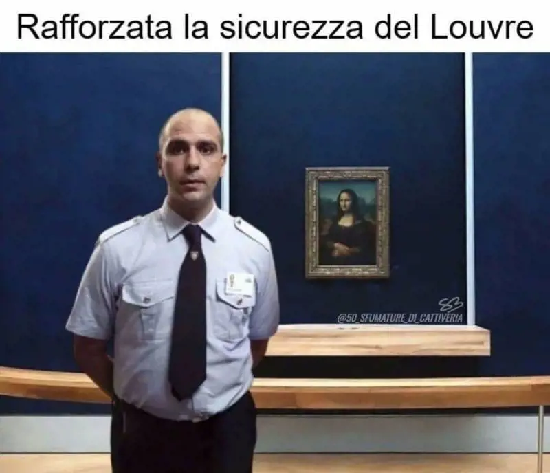 Furto al Louvre, sui social piovono meme sulla Francia