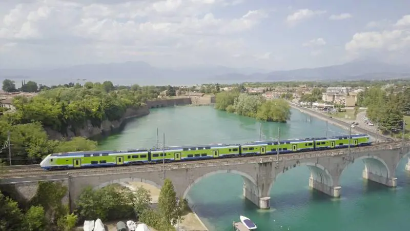 Trenord premiata a Parigi per il progetto "Gite in treno"