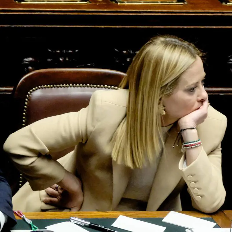 Meloni: "Italia in Ue forte di una rara stabilità politica". Poi la stoccata alla Flotilla: "Da noi vera solidarietà"