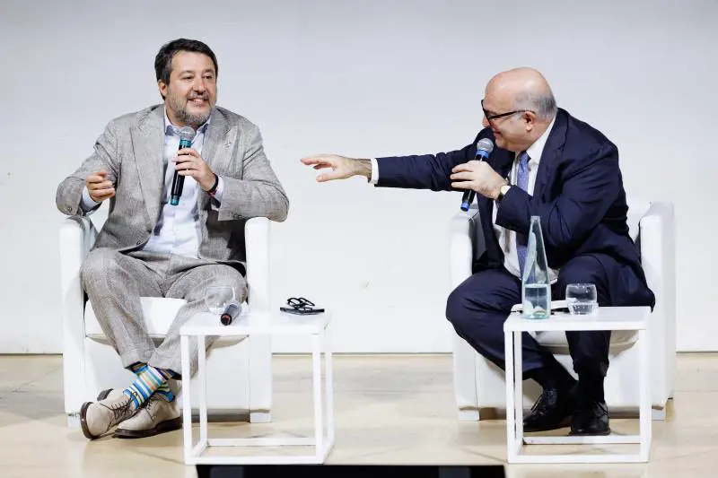 Salvini: "Un freno all'islamizzazione"
