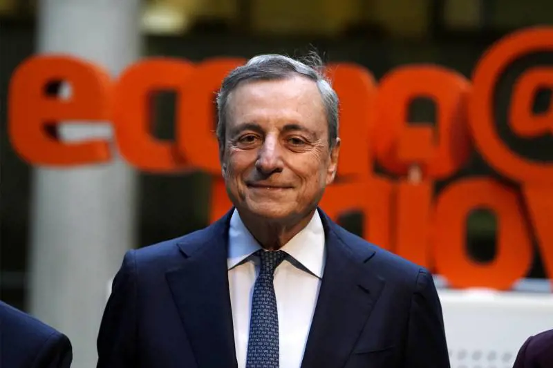 Draghi: "Nostri principi sotto attacco, serve federalismo pragmatico"