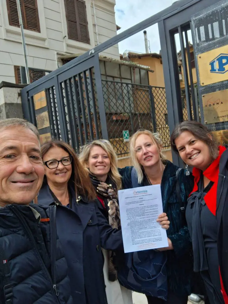 "Accetta soci uomini". E il centro contro la violenza sulle donne viene espulso dalla rete nazionale