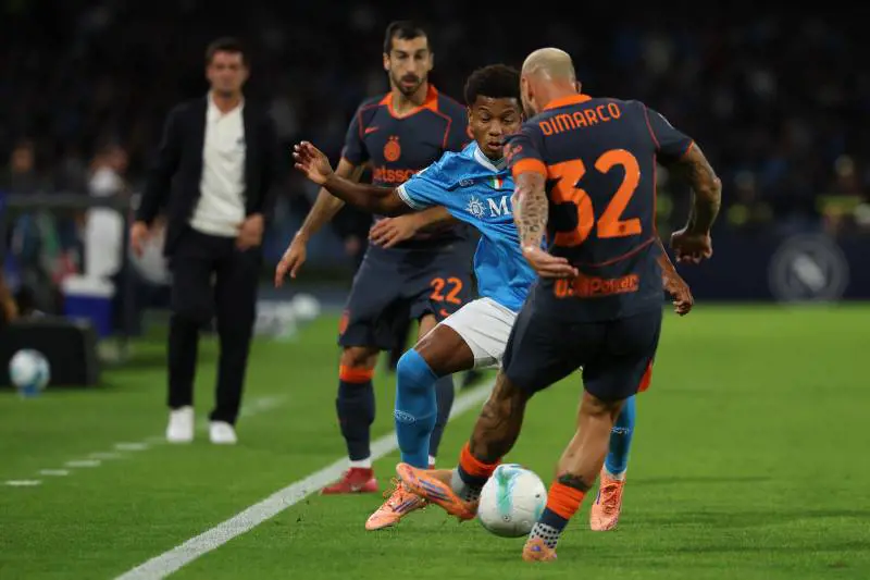 I pasticci Var e il problema degli arbitri in soggezione