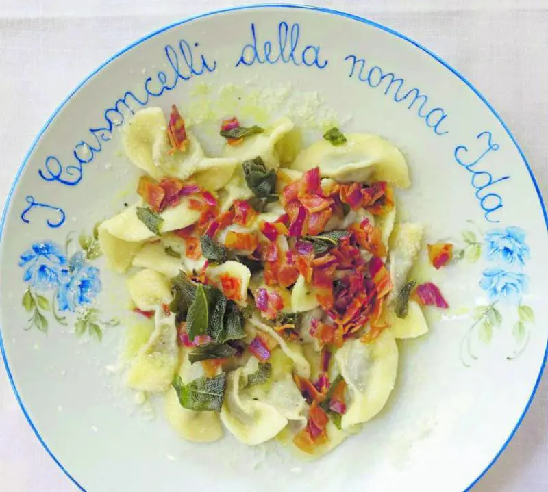 Tradizione e trasformazione. Le trattorie coi "Tre Gamberi"