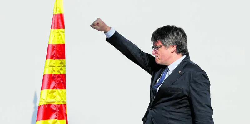 Il fragile governo Sánchez perde anche Junts: ora è appeso a un filo