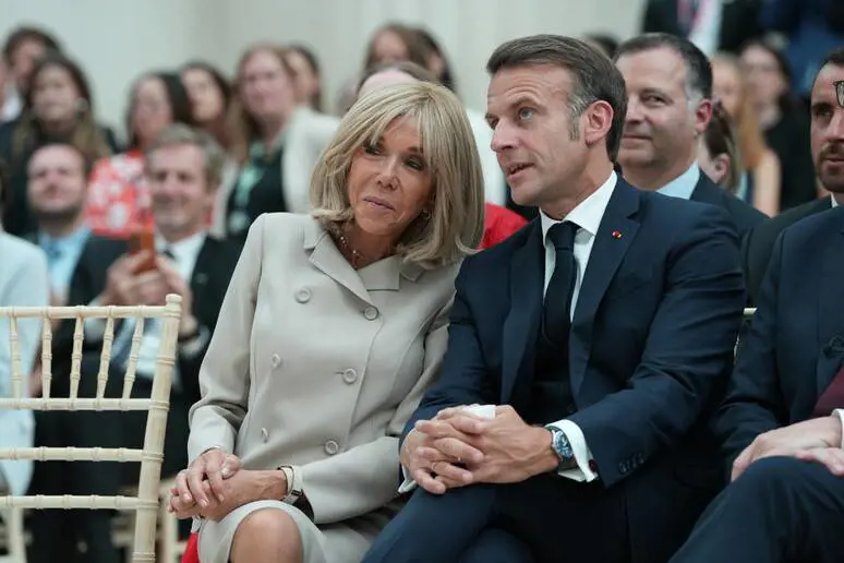 Emmanuel e Brigitte Macron