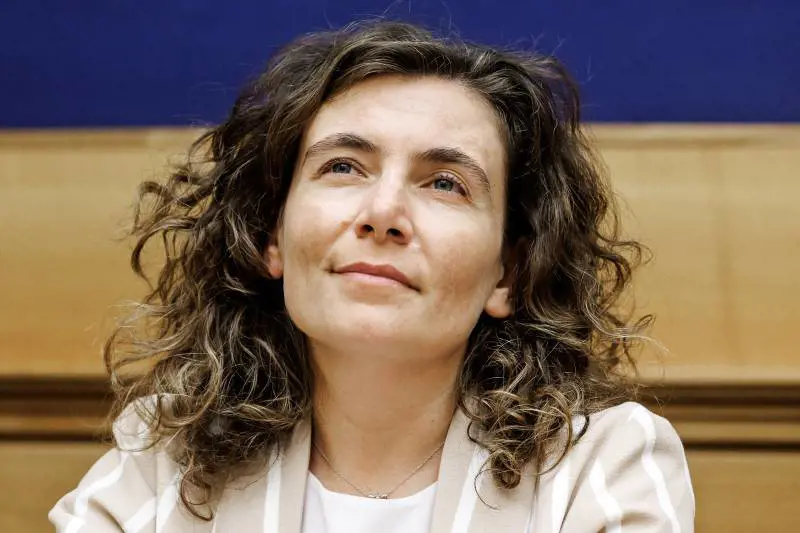 "Studentesse e studentessi". Ora i 5 stelle vogliono riscrivere le regole dell'italiano