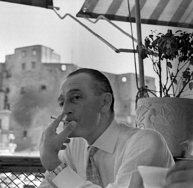 Totò e la sua Napoli. Così il "pazzariello" è diventato leggenda