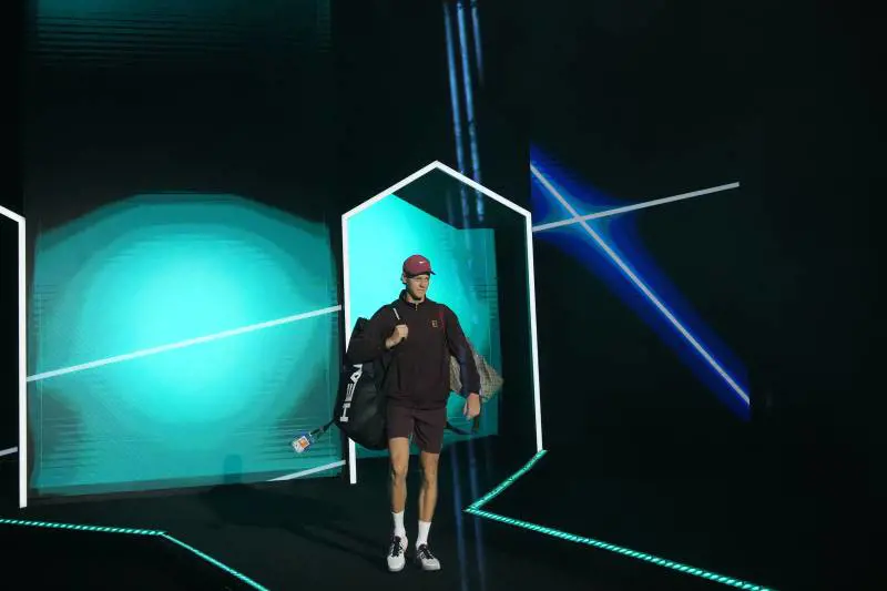 Sinner si risparmia ma sistema Cerundolo. Cresce la voglia di riprendersi il n°1