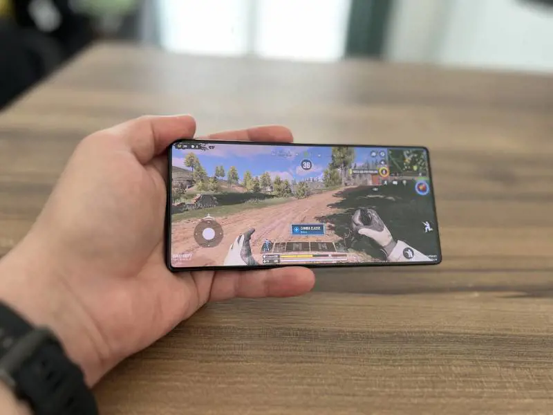 Recensione RedMagic 11 Pro, lo smartphone da gaming raffreddato a liquido