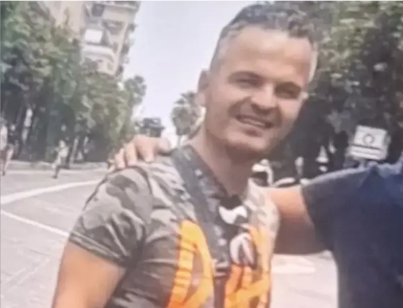 Capo pattuglia, una moglie e tre figli: chi è il poliziotto morto a Torre del Greco