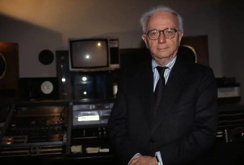 Enzo Biagi, la fragilità e il dolore dietro all'uomo che ha fatto la storia del giornalismo italiano