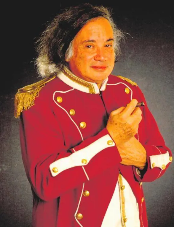 Il "poeta in guerra" che per la Bellezza si vestì da Napoleone