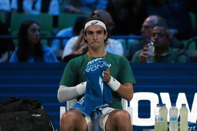 Niente Finals per Musetti: Djokovic vince ad Atene in tre set