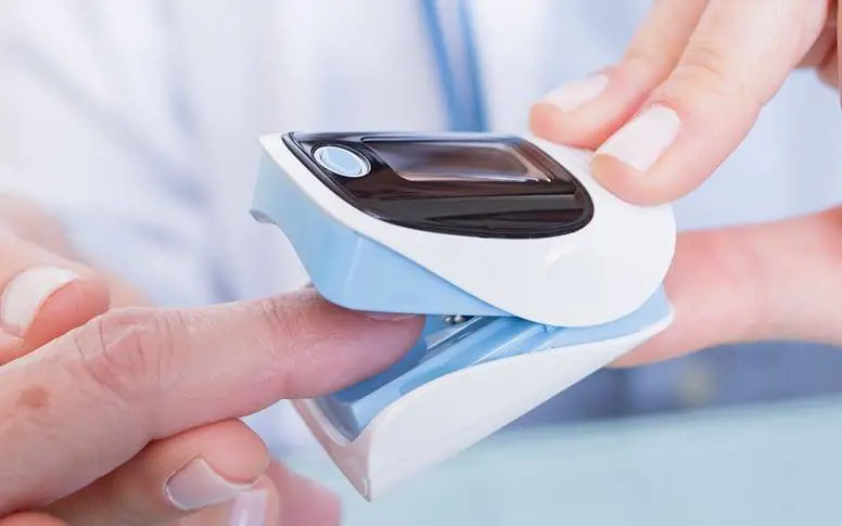 Come funziona un pulsossimetro e che indicazioni ha?