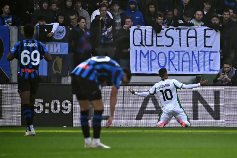Il Sassuolo cala il tris all'Atalanta con un super Berardi e inguaia Juric
