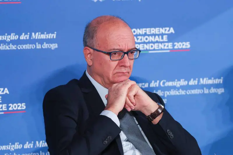 Sì all'educazione sessuale senza propaganda gender