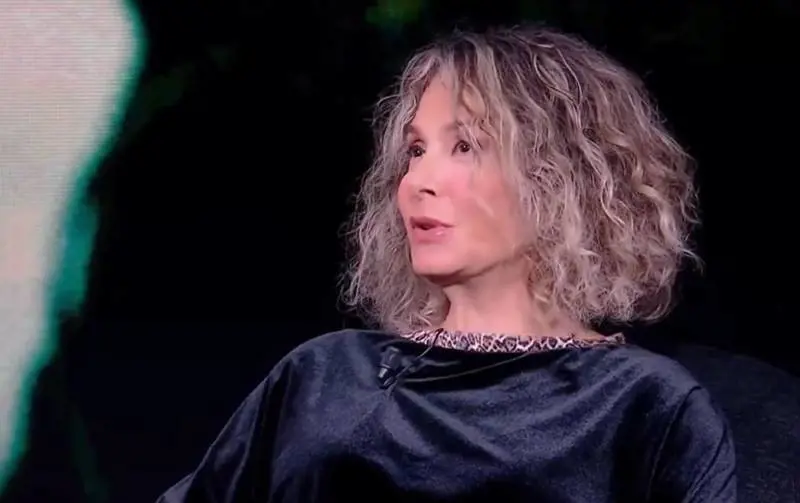 "Io rapinata nove volte". L'incubo della tabaccaia presa di mira dalle baby gang dei "maranza"