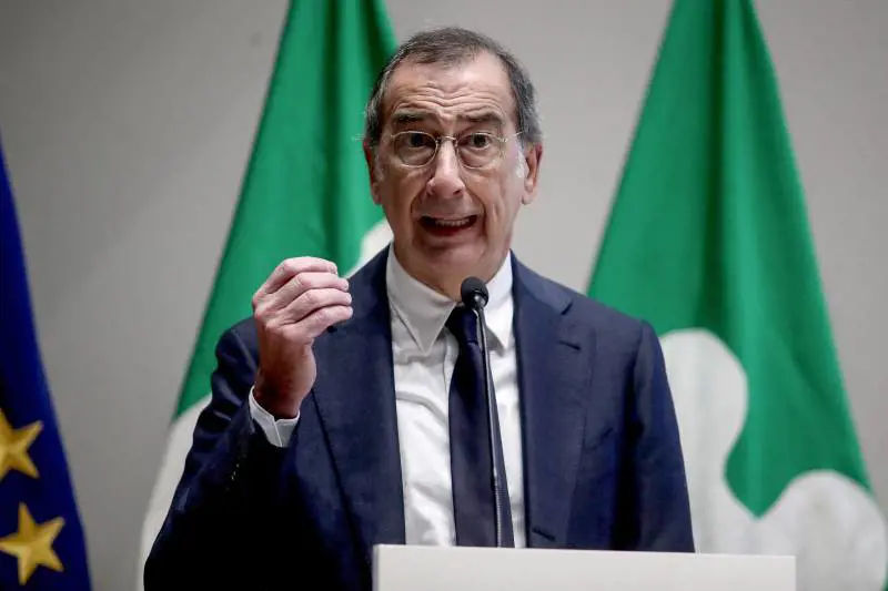 Sala attacca La Russa: "Piste sì, non sotto casa". Ma sbaglia l'indirizzo...