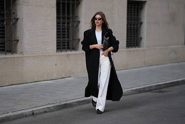 look pantaloni bianchi