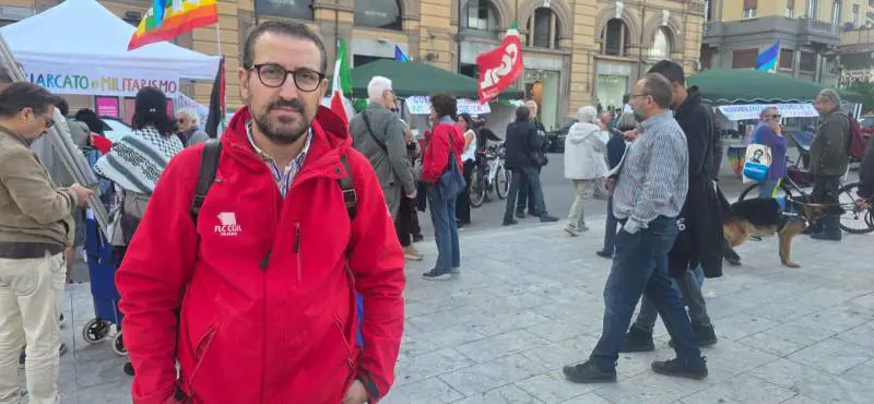 "No all'assemblea su Gaza a scuola". E la Cgil fa ricorso contro la preside