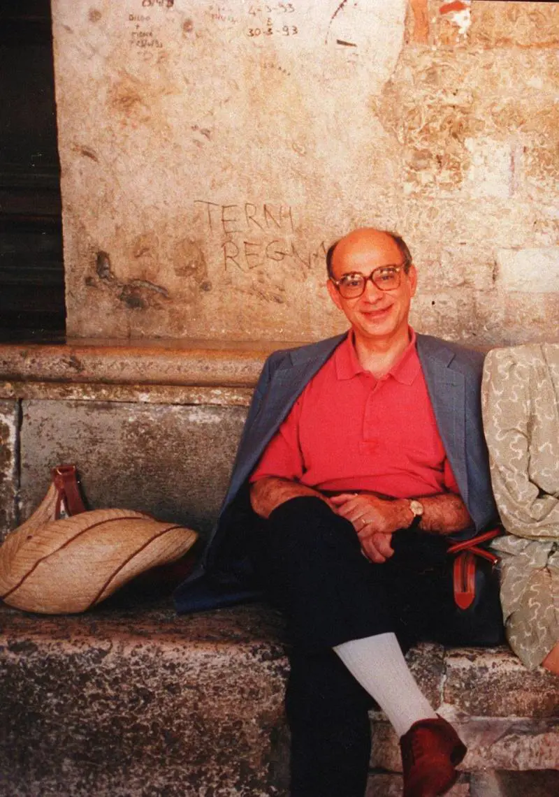 Le chiavi dell'auto, il vaglia alla moglie e "mister X". Cosa non torna nella scomparsa del giudice Adinolfi