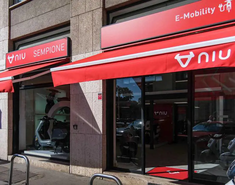 NIU apre a Milano Sempione: un nuovo store fisico nel cuore della città