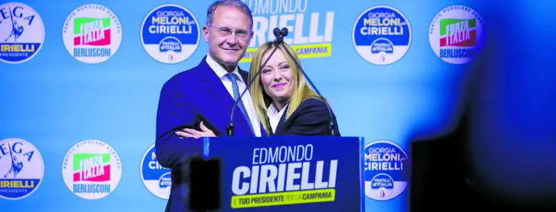 "Con noi niente patrimoniale. Fico e De Luca? Commedianti"