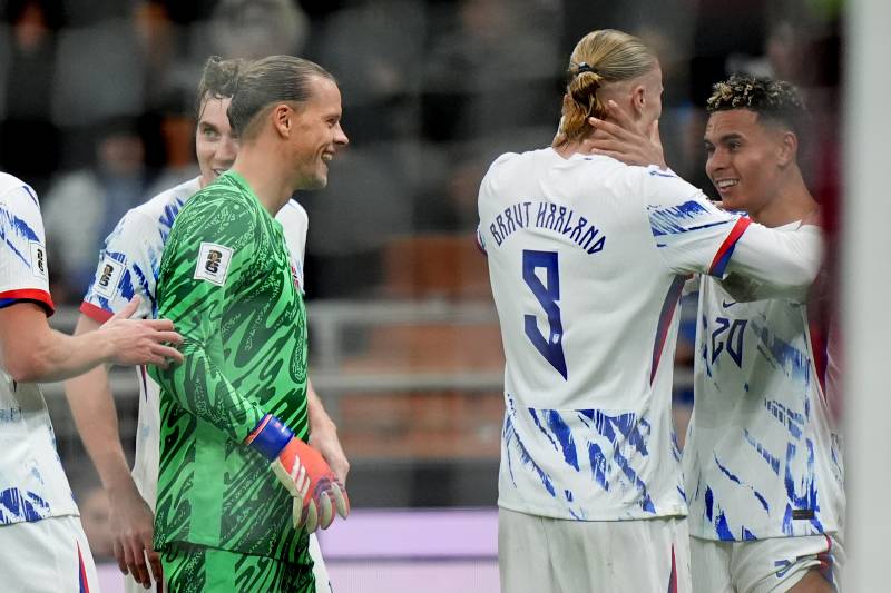 Celebration of Italy Norway Haaland