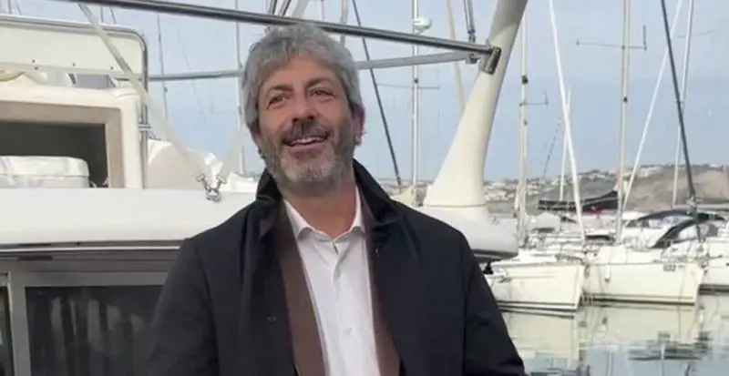 Vendette incrociate, liti e voto disgiunto. La "barca" di Fico inizia a fare acqua