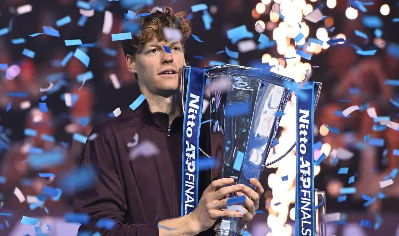 Jannik, il bis del Maestro dei Maestri. E adesso è sempre più nella storia